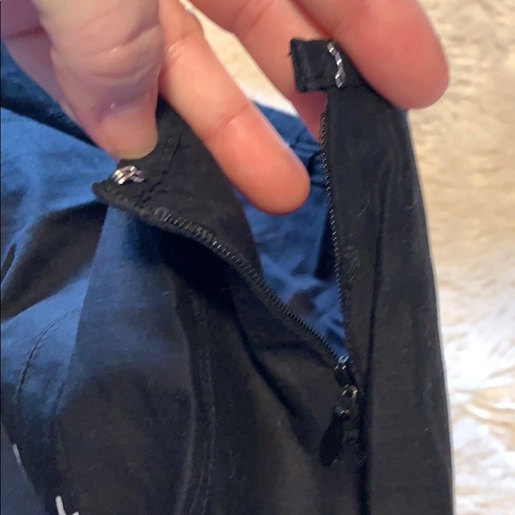 Beautiful Apt. 9 skirt sz. 8 - Picture 5 of 6